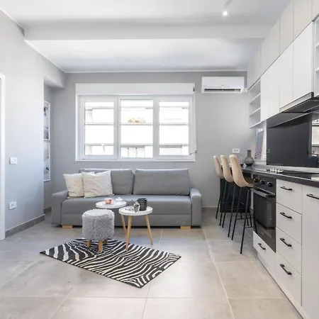 Minimalist Design Apartament In Magheru Bucharest Exterior photo