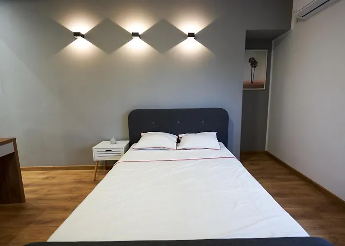 Minimalist Design Apartament In Magheru