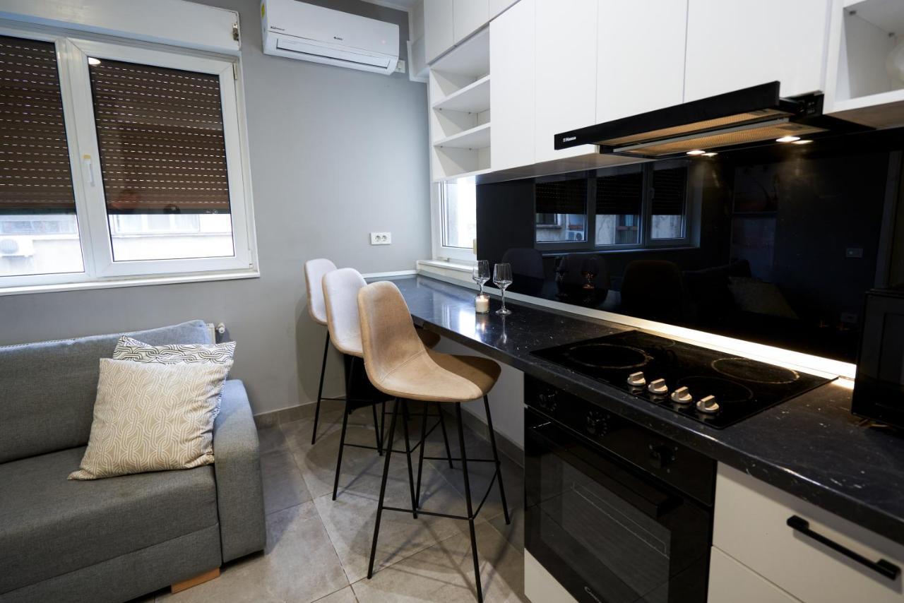 Minimalist Design In Magheru Apartment Bucharest